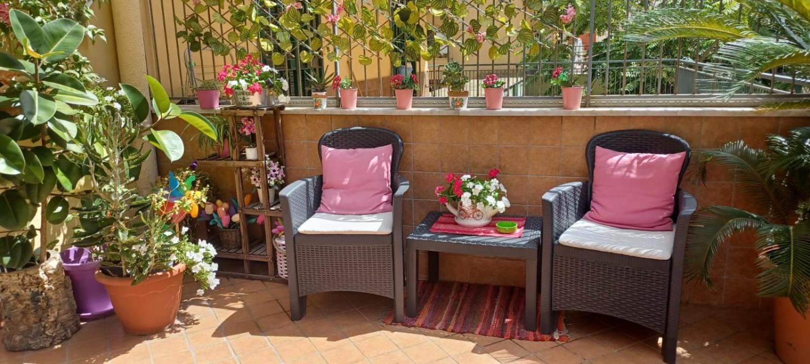 La Terrazza Di Monica & Teresa Bed & Breakfast Portici Exterior photo